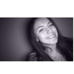 Meet your Posher, Iris